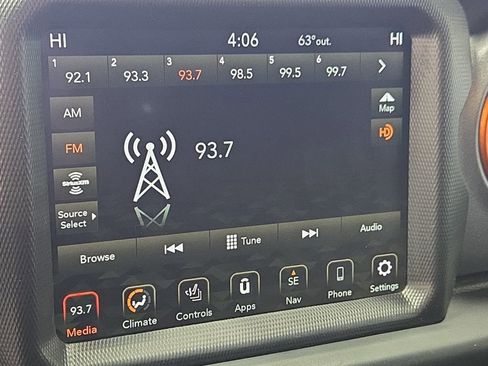 Used 2021 Jeep Gladiator Mojave AWD/4WD image 17