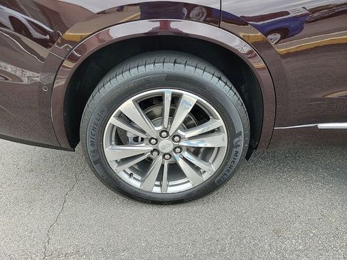 Used 2021 Cadillac XT6 Premium Luxury w/ Platinum Package AWD/4WD image 7