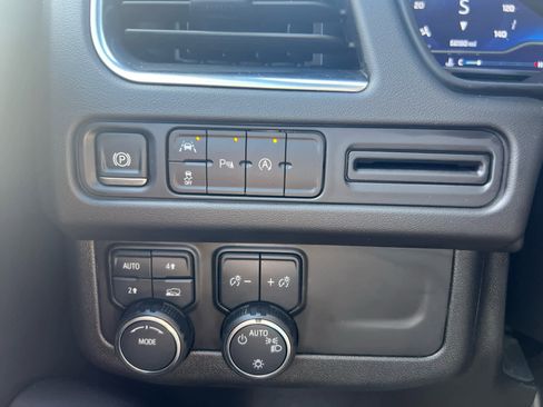 Used 2024 Chevrolet Tahoe LT image 18