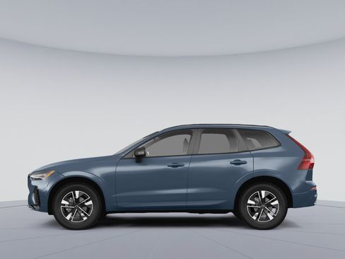 Used 2026 Volvo XC60 B5 Plus w/ Climate Package AWD/4WD image 2