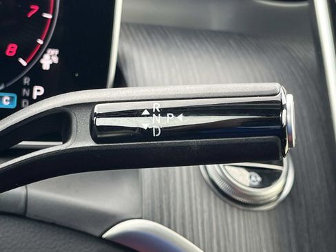 Certified 2025 Mercedes-Benz GLC 300 4MATIC image 32