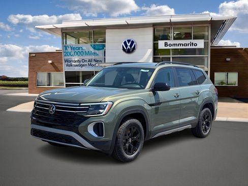 New 2026 Volkswagen Atlas Peak Edition AWD/4WD image 1