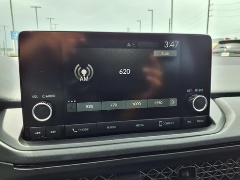 Used 2025 Honda Accord LX image 19