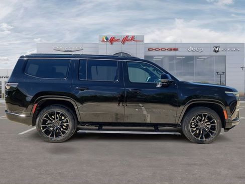 New 2026 Jeep Grand Wagoneer Summit AWD/4WD image 6