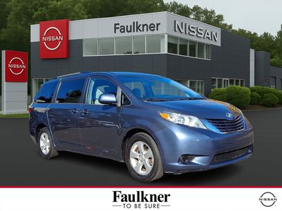 Used 2016 Toyota Sienna LE