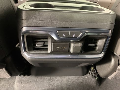 Used 2020 Chevrolet Silverado 1500 LTZ image 33