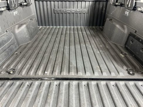 Used 2024 Toyota Tacoma Trailhunter AWD/4WD image 25