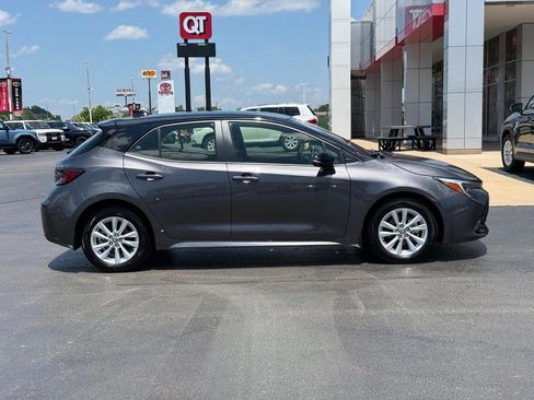 Certified 2024 Toyota Corolla SE FWD image 2