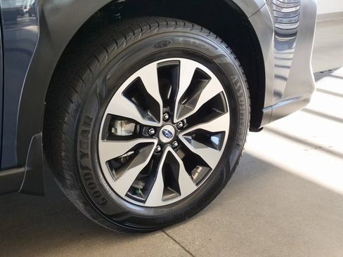 Used 2023 Subaru Outback Touring XT w/ Popular Package #2 image 8