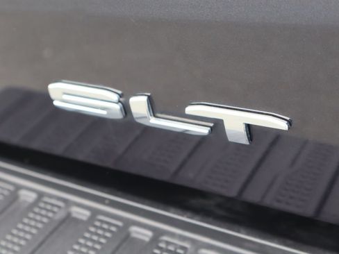 Certified 2025 GMC Sierra 1500 SLT AWD/4WD image 54