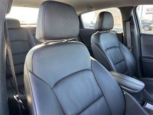 Used 2024 Chevrolet Malibu LT image 24