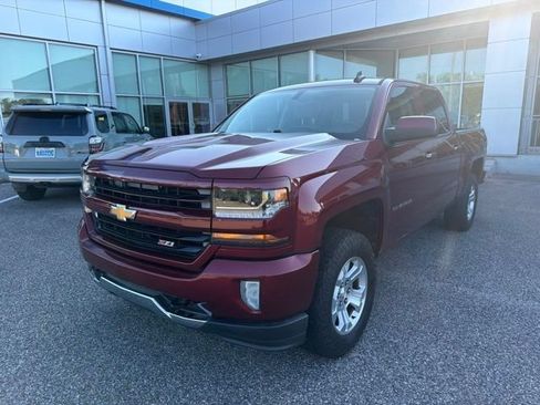 Used 2017 Chevrolet Silverado 1500 LT w/ All Star Edition AWD/4WD image 1