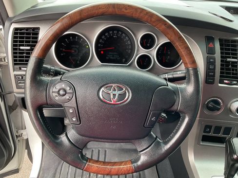 Used 2013 Toyota Tundra Platinum AWD/4WD image 17