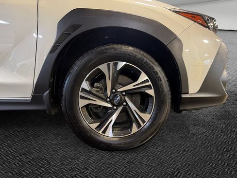 Used 2024 Subaru Crosstrek 2.0i Premium w/ Crosstrek Mirror Package AWD/4WD image 11