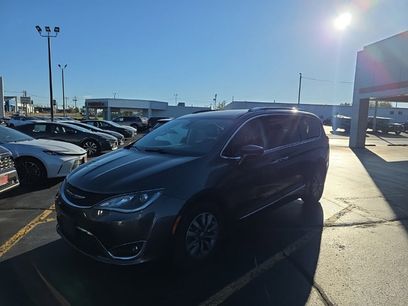 Used 2019 Chrysler Pacifica Touring-L Plus