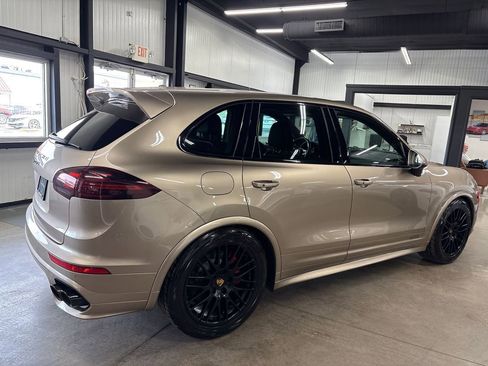 Used 2016 Porsche Cayenne GTS AWD/4WD image 13