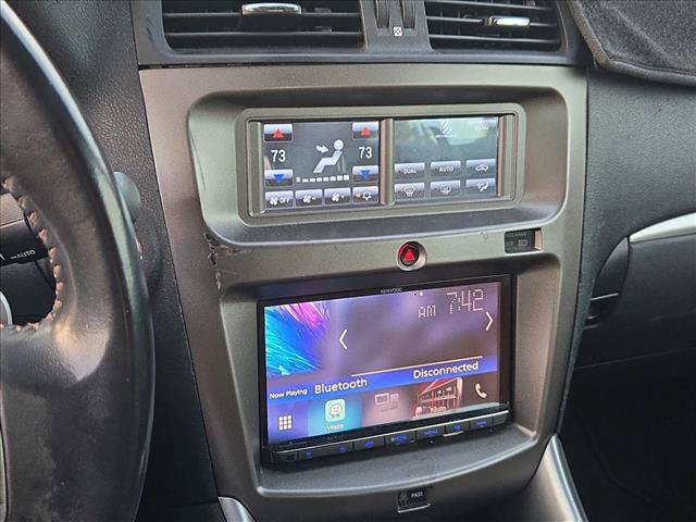 Used 2012 Lexus IS 250C w/ Luxury Pkg RWD image 12