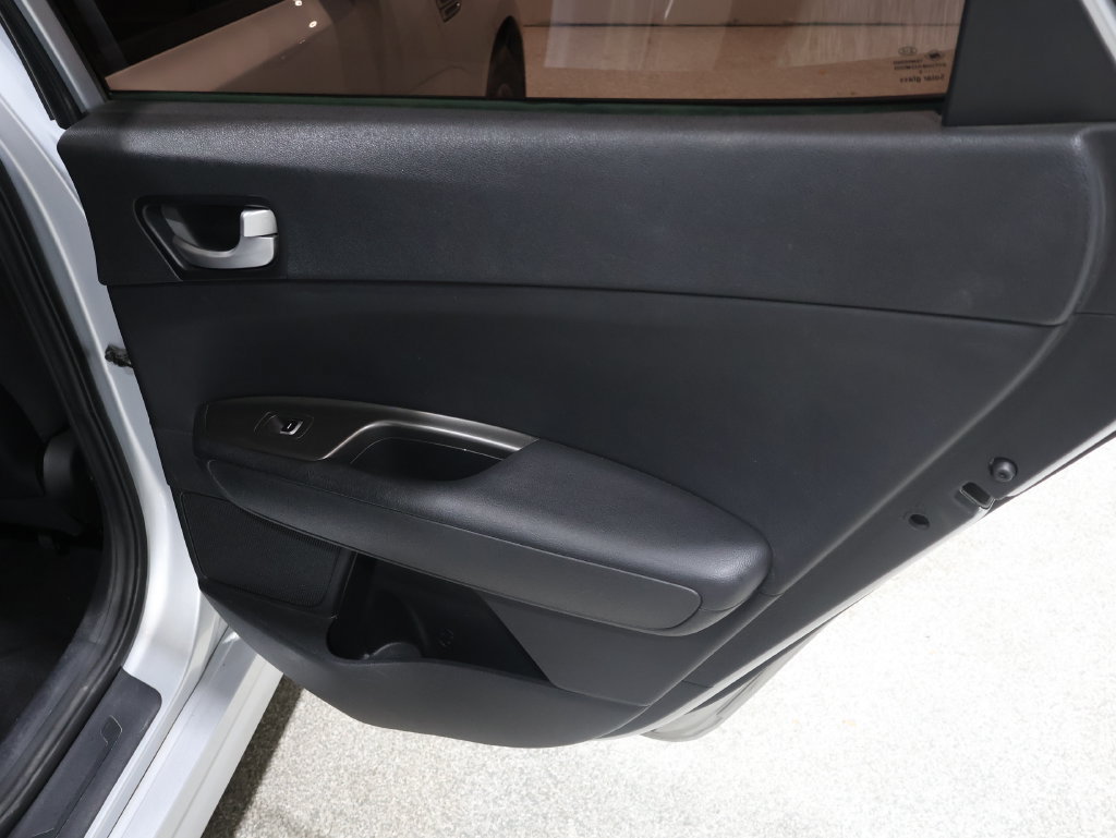 Used 2020 Kia Optima LX FWD image 19