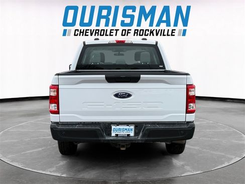 Used 2023 Ford F150 XL w/ Trailer Tow Package image 5