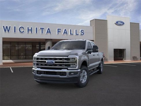 New 2026 Ford F250 XLT w/ XLT Premium Package image 2