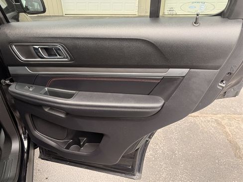 Used 2019 Ford Explorer Sport w/ Equipment Group 401A AWD/4WD image 44