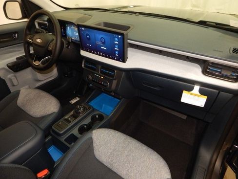 New 2025 Ford Maverick XLT w/ XLT Luxury Package image 19