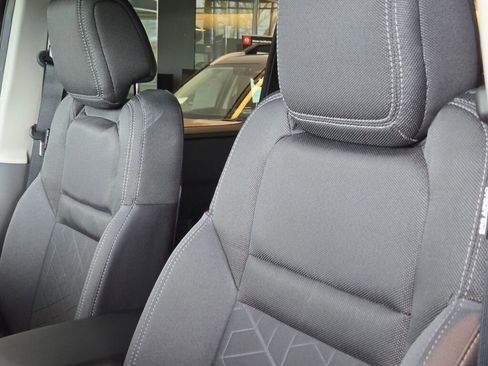 New 2025 Nissan Frontier SV w/ SV Convenience Package image 27