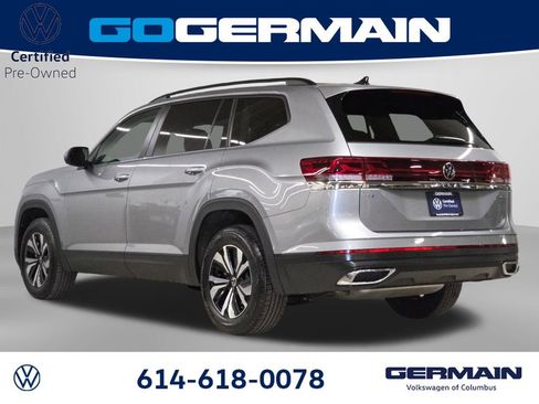 Used 2025 Volkswagen Atlas SE AWD/4WD image 11
