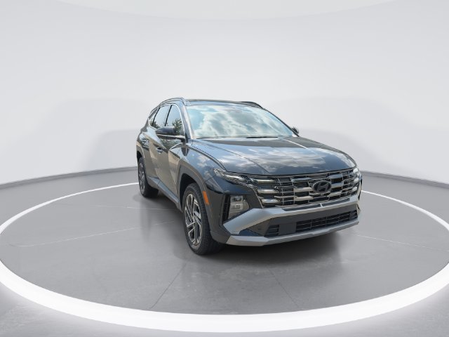 Certified 2025 Hyundai Tucson Limited AWD/4WD image 2
