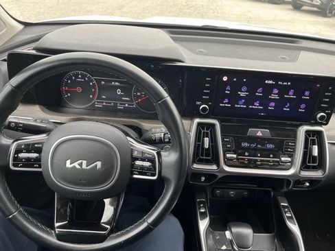 Used 2022 Kia Sorento S AWD/4WD image 8