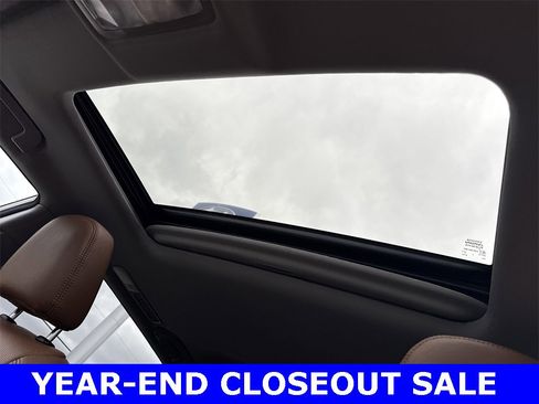 Used 2017 Toyota Highlander Limited image 29