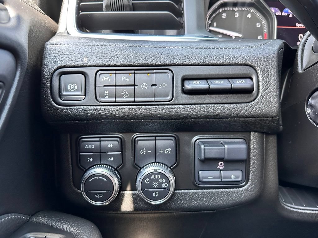 Certified 2021 GMC Yukon XL Denali w/ Denali Ultimate Package AWD/4WD image 42