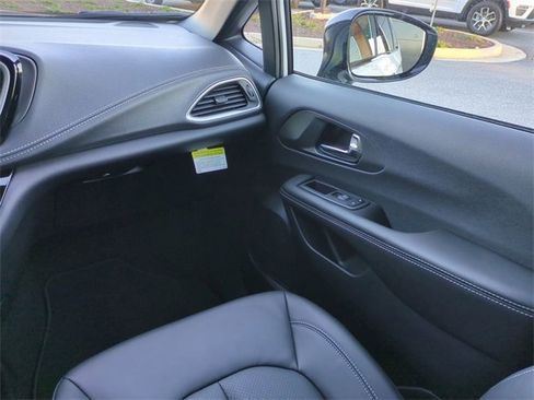 New 2026 Chrysler Pacifica Select image 17