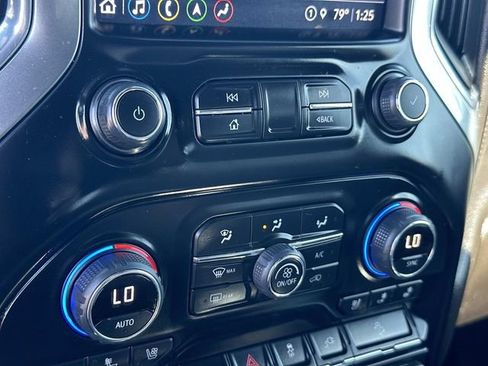 Used 2022 Chevrolet Silverado 2500 LTZ w/ LTZ Convenience Package image 32