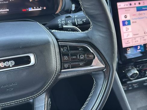 Used 2023 Jeep Grand Cherokee L Overland w/ Advanced Protech Group III RWD image 29