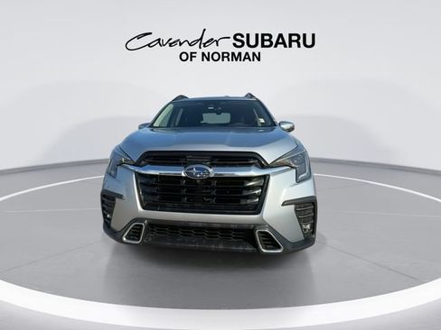 Used 2023 Subaru Ascent Touring AWD/4WD image 2