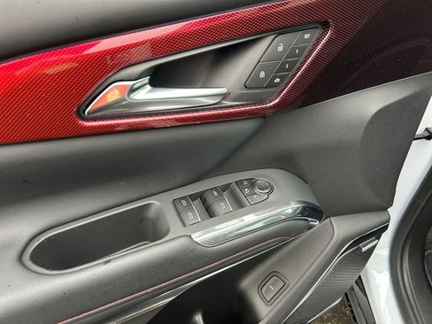 New 2026 Chevrolet Traverse RS image 23