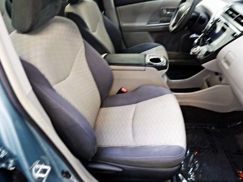 Used 2016 Toyota Prius V Three FWD image 15