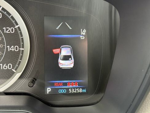 Certified 2022 Toyota Corolla LE image 29