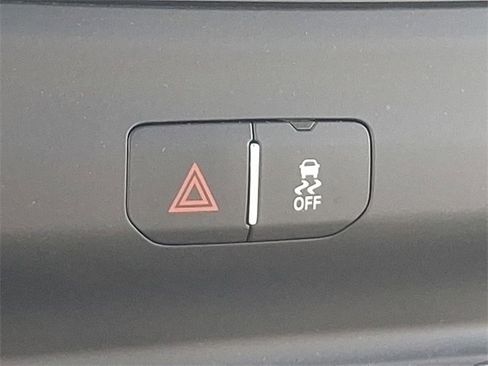 Used 2023 RAM 3500 Tradesman w/ Chrome Appearance Group image 23