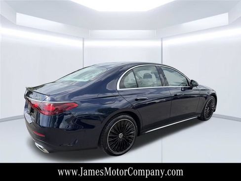 Used 2026 Mercedes-Benz E 450 4MATIC Sedan image 10