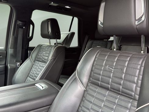Certified 2023 Cadillac Escalade V w/ LPO, ONYX Package AWD/4WD image 14
