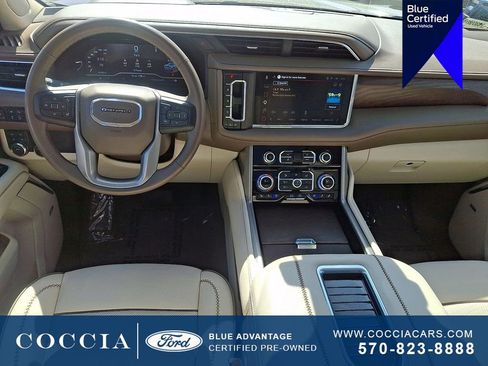 Used 2023 GMC Yukon XL Denali w/ LPO, Floor Liner Package AWD/4WD image 12