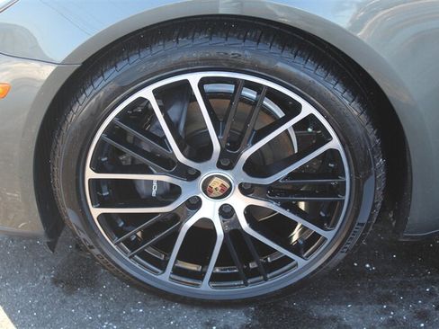Used 2022 Porsche Panamera 4 AWD/4WD image 30