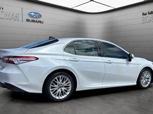 Used 2018 Toyota Camry XLE w/ Driver Assist Package image 4