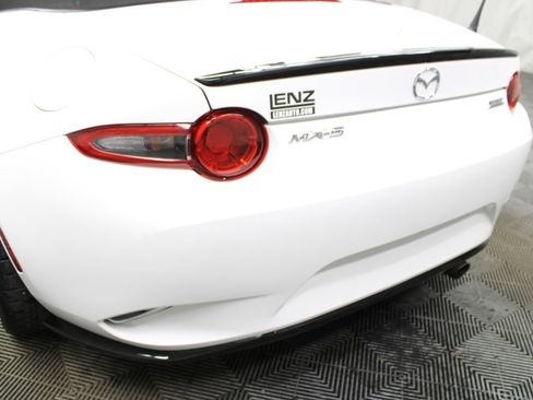 Used 2016 MAZDA MX-5 Miata Club w/ Brembo/BBS Package RWD image 35