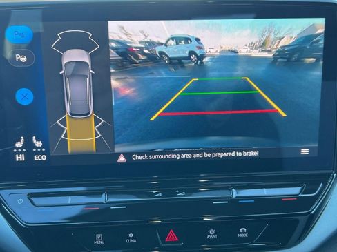 Used 2023 Volkswagen ID.4 Pro image 23