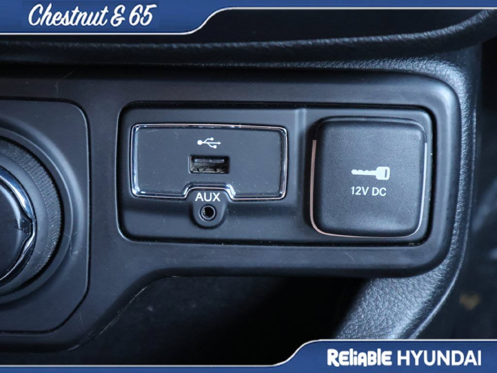 Used 2020 Jeep Renegade Sport AWD/4WD image 37