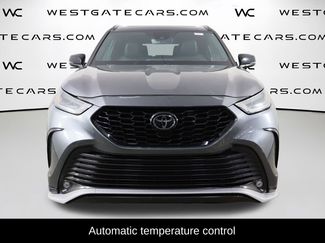 Used 2021 Toyota Highlander XSE video 2