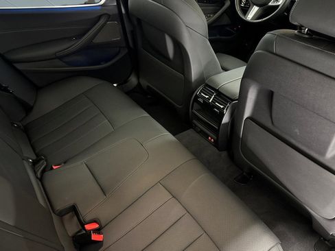 Certified 2023 BMW 530e 530e w/ M Sport Package image 31